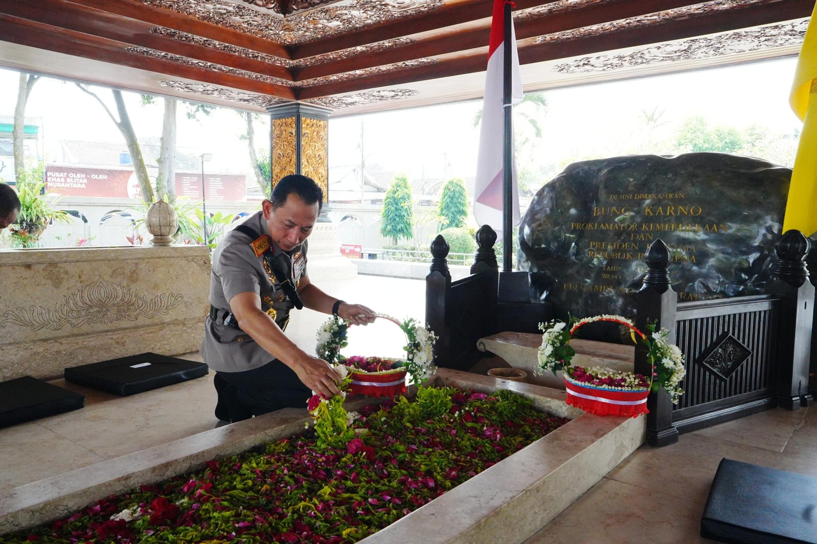 Ziarah ke Makam Soekarno, Kapolri: Menyerap Nilai Pemimpin Bangsa